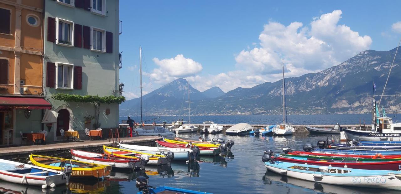 Villa Sul Lago Con Pontile Privato A Brenzone Sul Garda - Unique And Exclusive Exteriör bild