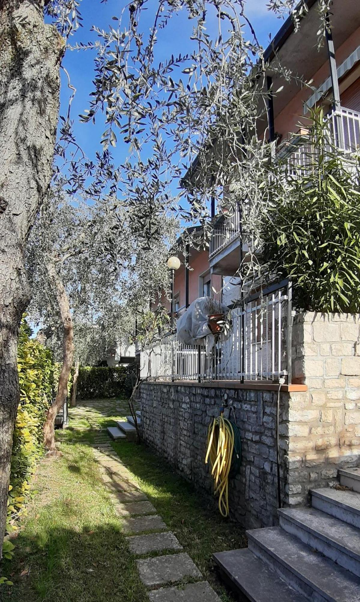 Villa Sul Lago Con Pontile Privato A Brenzone Sul Garda - Unique And Exclusive Exteriör bild