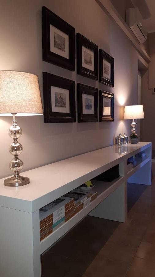 Villa Sul Lago Con Pontile Privato A Brenzone Sul Garda - Unique And Exclusive Exteriör bild